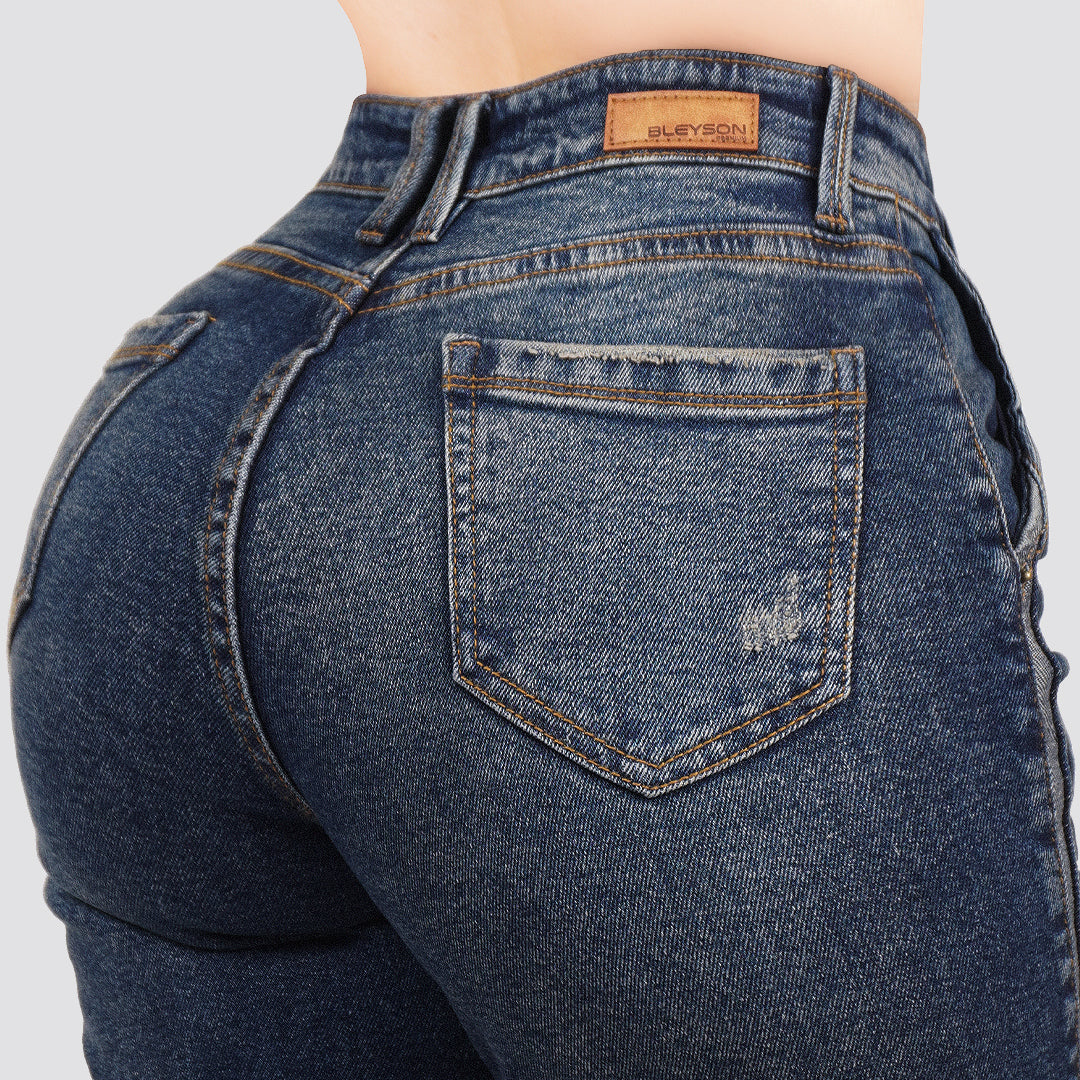 Jeans Straight Semirrígido Tiro Alto 8007