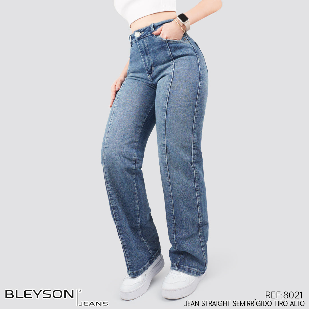 Jeans Straight Semirrígido Tiro Alto 8021