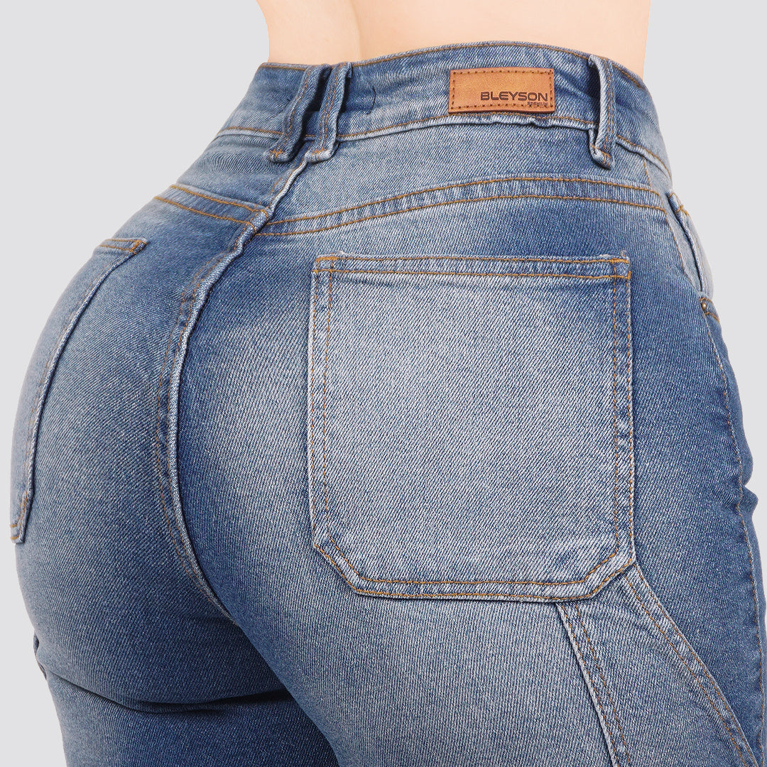 Jeans Straight Semirrígido Tiro Alto 8023