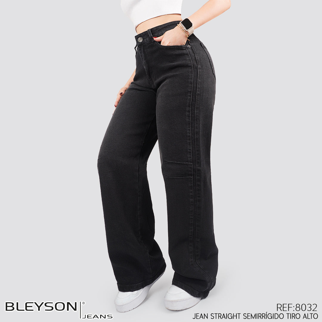 Jeans Straight Semirrígido Tiro Alto 8032
